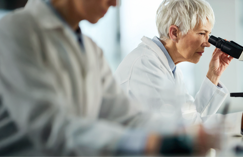 Arthrose und die Rolle von Kollagen: Linderung von Gelenkschmerzen mithilfe von Nahrungsergänzungsmitteln